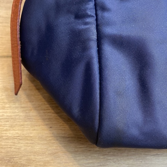 Dooney & Bourke Nylon Zipper‎ Tote - Picture 3 of 16